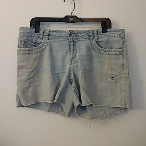 Light wash jean shorts